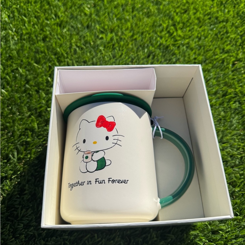 2025 Starbucks Hello Kitty Mug